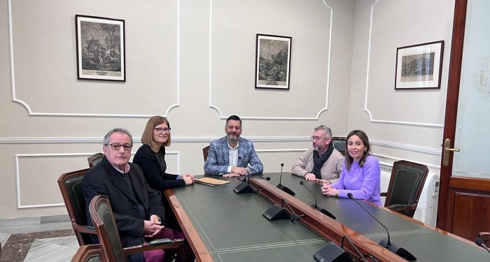 Fotografía de la reunión sobre el V Congreso Iberoamericano de Compra Pública de Innovación en el Ayuntamiento de Valencia