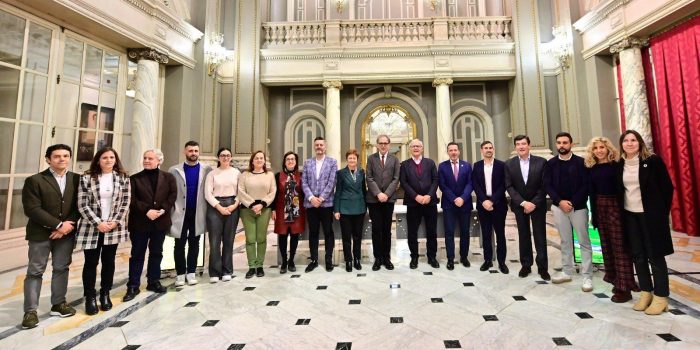 Fotografía de la firma de convenios de Missió Climàtica con UV i UPV